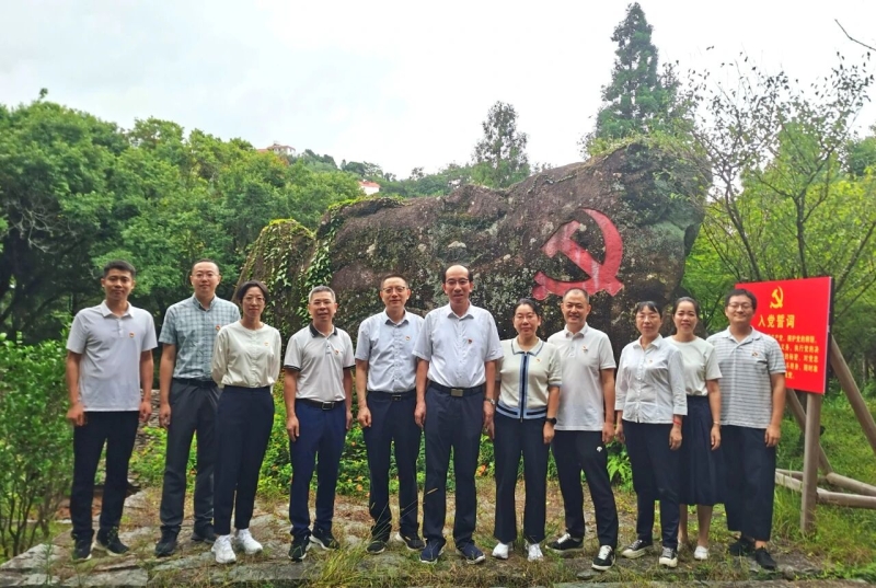 福建省林业局领导参加主题党日活动