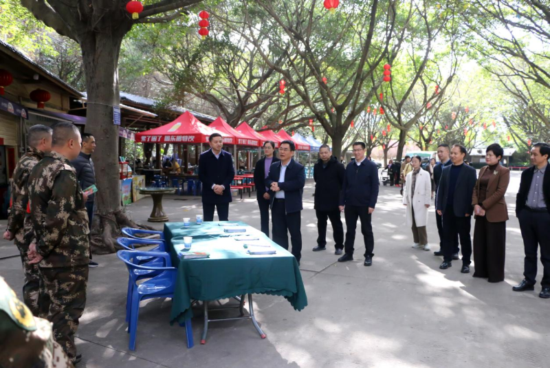 福建省林业局领导到福州植物园调研慰问